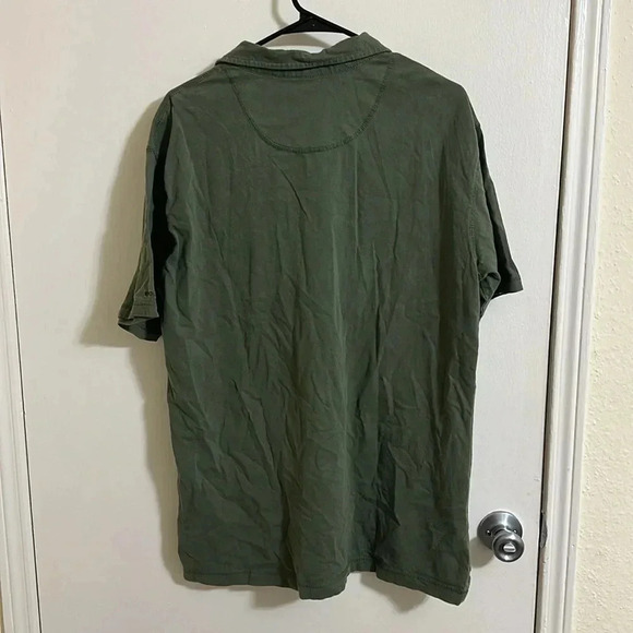 EUC Woolrich Button Polo - Picture 2 of 3